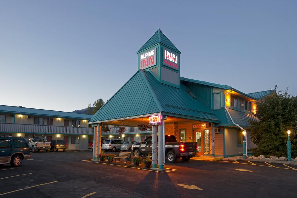 Alpine Inn Вейлмаунт Экстерьер фото